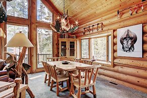 Elk Trail House by RedAwning