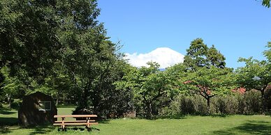 YMCA International Youth Center TOZANSO