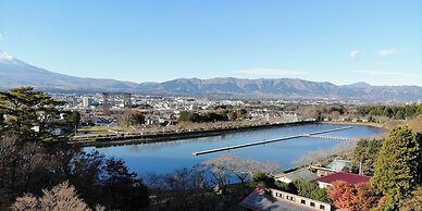 YMCA International Youth Center TOZANSO