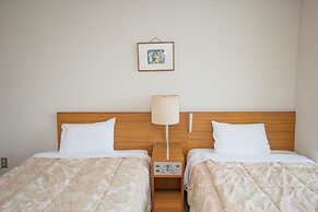 YMCA International Youth Center TOZANSO