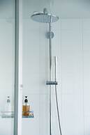 LYURO Tokyo Kiyosumi by THE SHARE HOTELS - Hostel