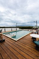 Lina Point Belize Overwater Resort