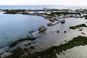 Lina Point Belize Overwater Resort