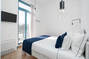 Des Arts- Guesthouse - Hostel