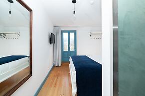 Des Arts- Guesthouse - Hostel