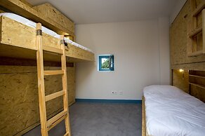 Des Arts- Guesthouse - Hostel