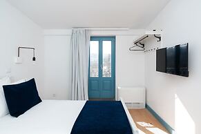 Des Arts- Guesthouse - Hostel