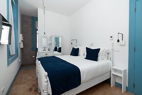 Des Arts- Guesthouse - Hostel