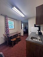 Rodeway Inn & Suites