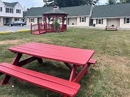 Rodeway Inn & Suites