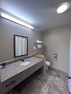 Rodeway Inn & Suites