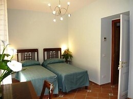 DolceVita Sorrento Guest House
