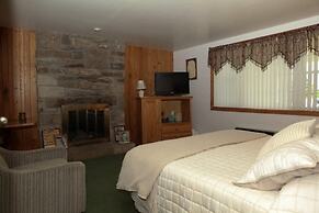 Champion Lakes Golf Resort