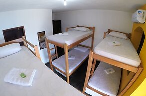 Beira Mar Hostel