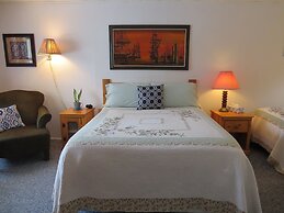 The Pines Country Inn