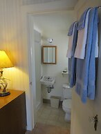 The Pines Country Inn