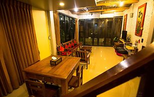 The Corner Unique House