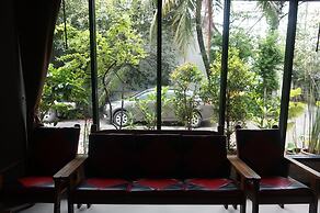 The Corner Unique House