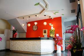 Prince To Travel Hotel