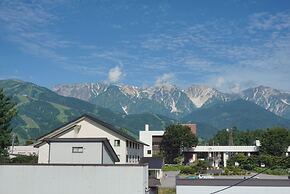 Hakuba Station Guest House Hostel eN