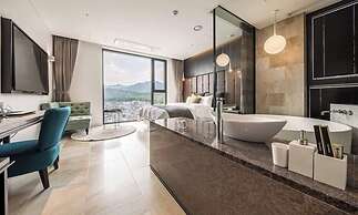 Hotel Bay 204 Dobong