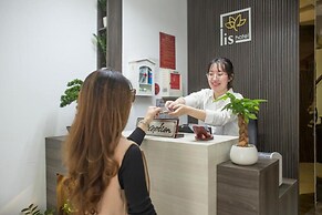 LIS Hotel