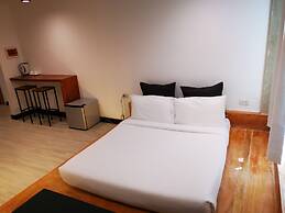 Urban Boutique Hotel