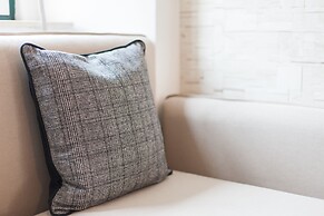 Moniz Studio Apartment - by LU Holidays