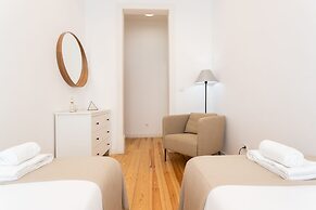 Baixa Modern Three-Bedroom Apartment - by LU Holidays