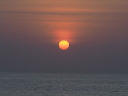 Atlantic Lumley Hotel