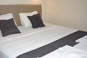 Dasis Hotel & Suites