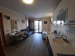 Dasis Hotel & Suites