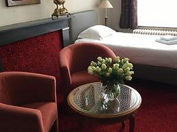 Station Hotel