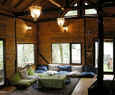 Ugurlubey Butik Dag Oteli