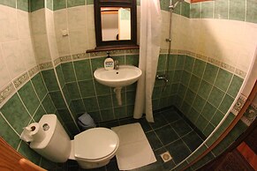 Homeros Pension & Guesthouse