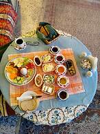 Homeros Pension & Guesthouse