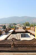 Homeros Pension & Guesthouse