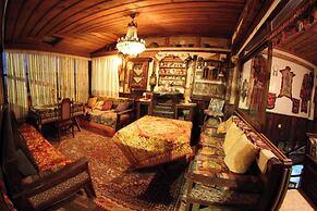 Homeros Pension & Guesthouse