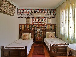 Homeros Pension & Guesthouse