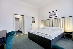 Hotel Maxim