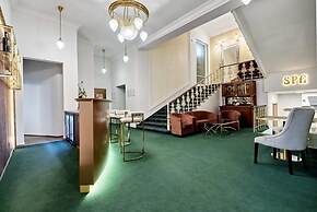 Hotel Maxim
