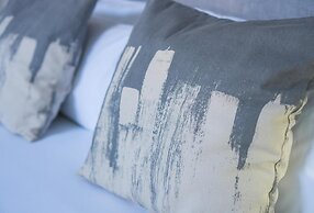 The Lights City Rooms