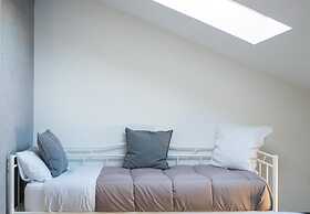 The Lights City Rooms