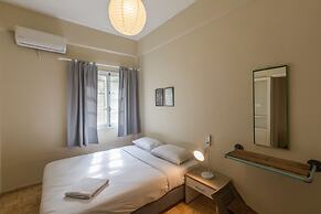 The Grand Meshmosh Hotel