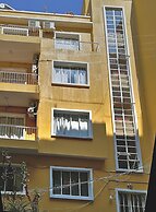 The Grand Meshmosh Hotel