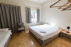 The Grand Meshmosh Hotel