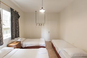 The Grand Meshmosh Hotel