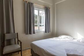 The Grand Meshmosh Hotel