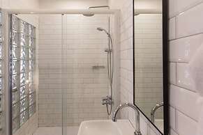 The Grand Meshmosh Hotel