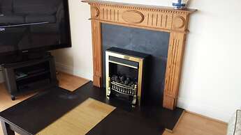 Charlemont Holiday Apartment